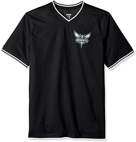 Мъжки t-shirt Ultra Game от вкара плат с V-образно деколте и Къс ръкав