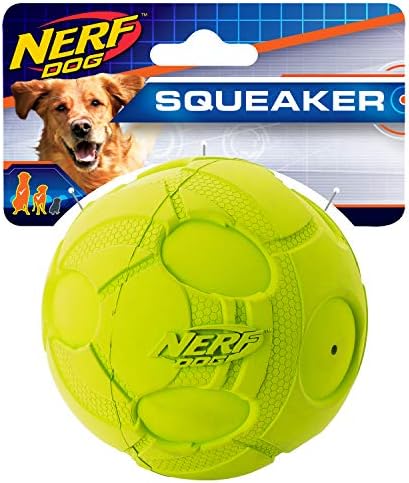 Nerf Dog 3.8 в Баш Squeak Ball - Зелен