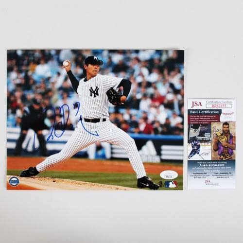 Chien Мин Ван Подписа снимка 8 × 10 Янкис – COA JSA - Снимки на MLB с автограф